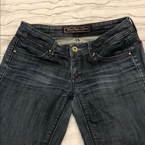 Divine Rights of Denim skinny jeans in size 26